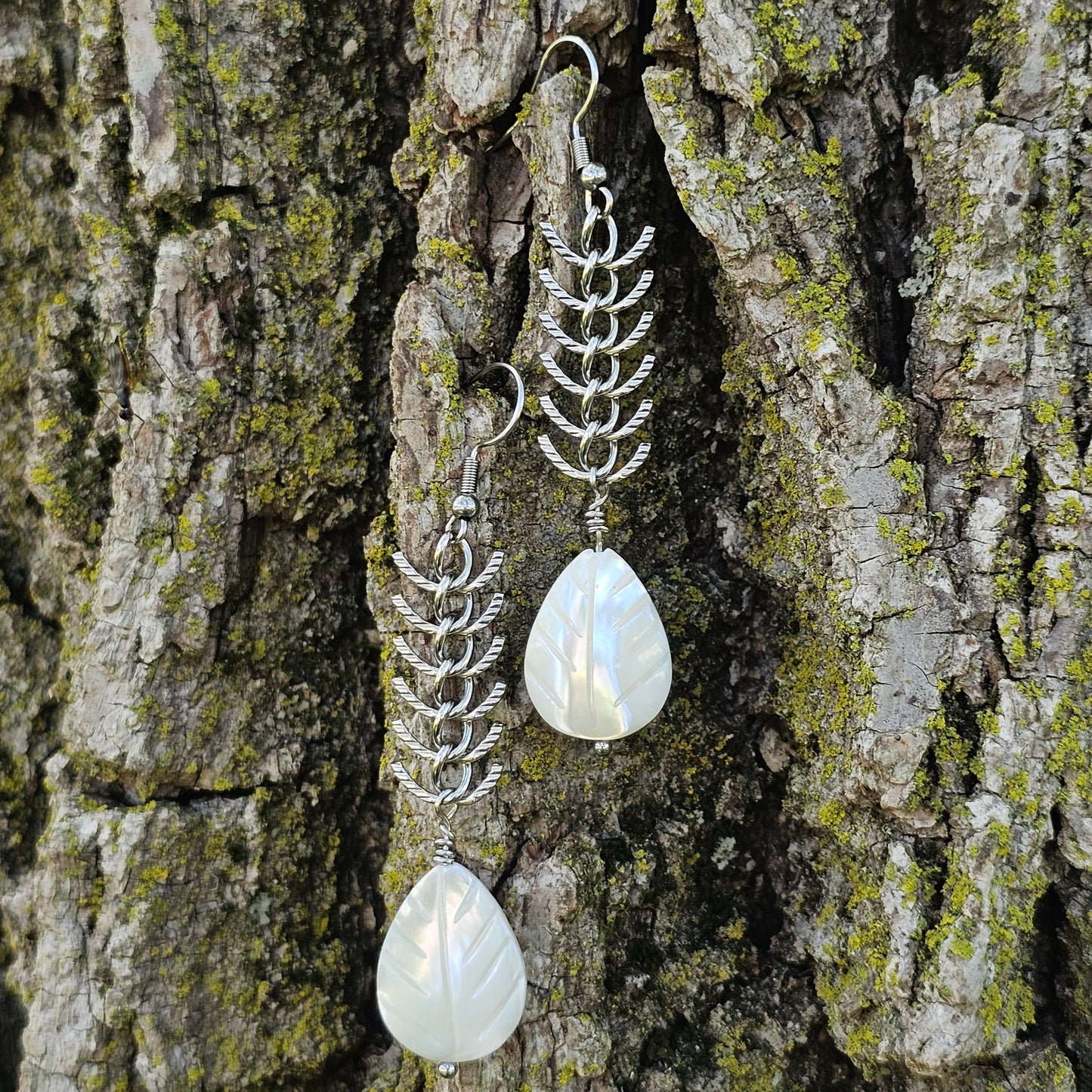 Mother of Pearl Leaf Earrings – Stainless Steel Chain Dangles, Nature-Inspired Design
