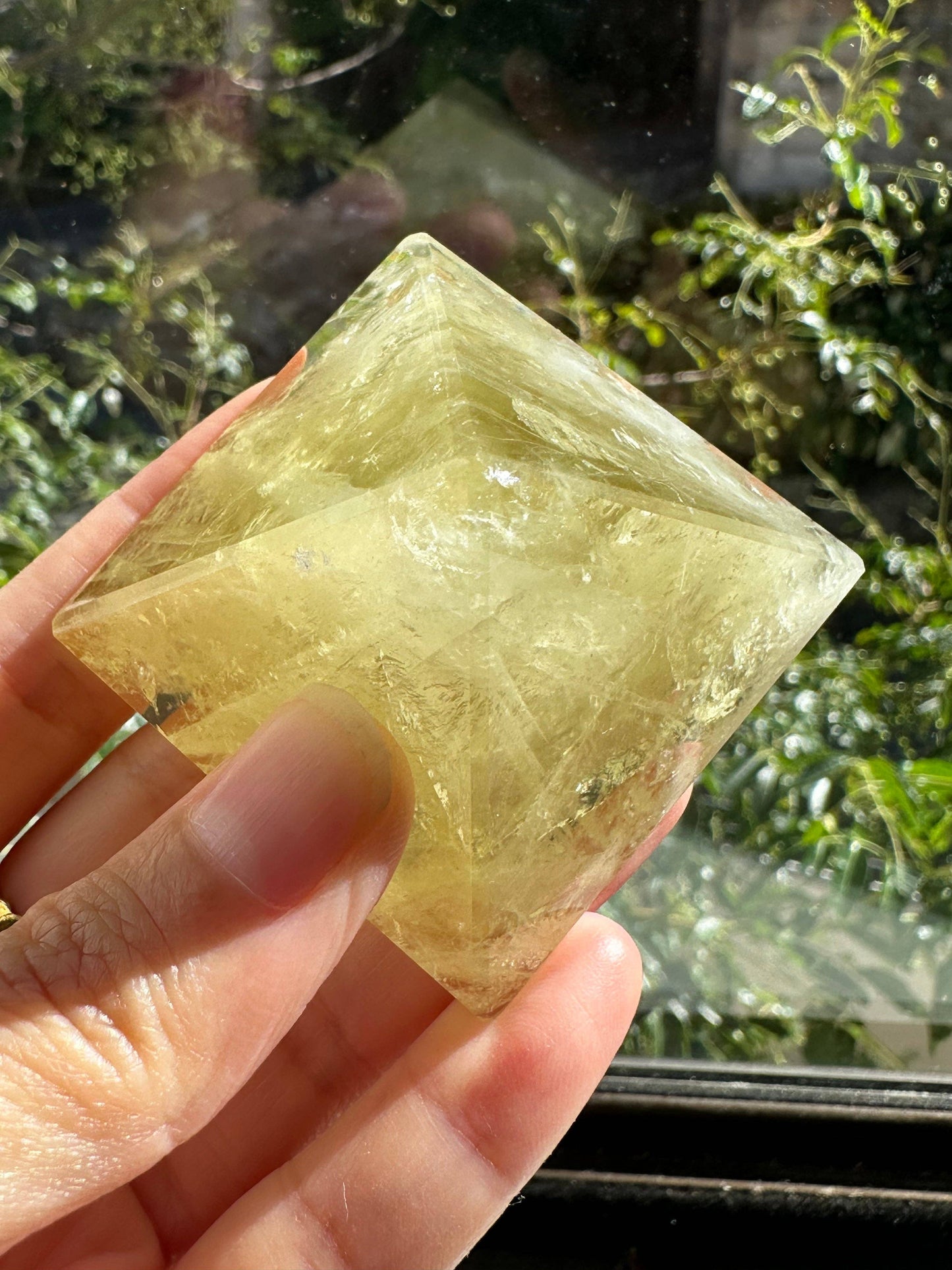 Citrine Pyramid | 4-4.5cm | Manifestation & Abundance Crystal