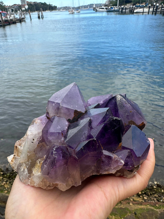 Large Uruguay Amethyst Cluster – 1.02kg Raw Amethyst for Healing & Crystal Collection